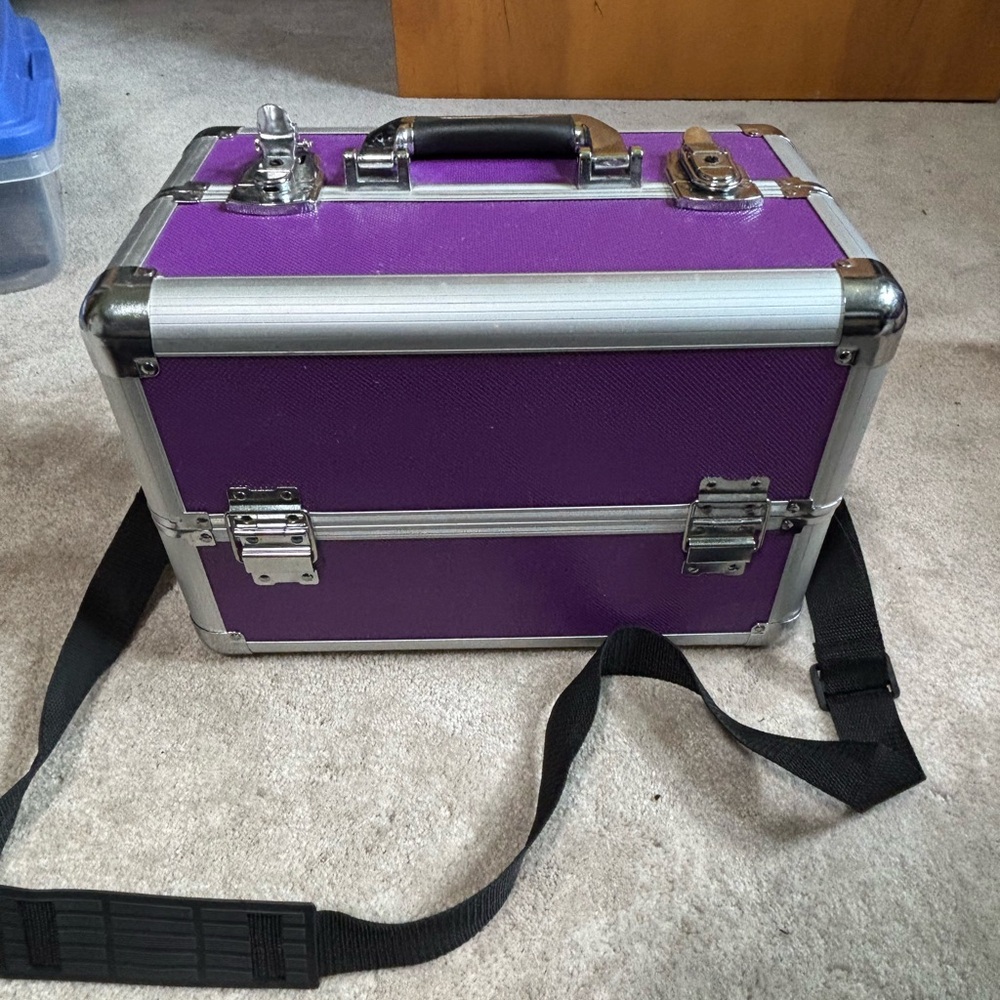 Professional Locking Makeup Case